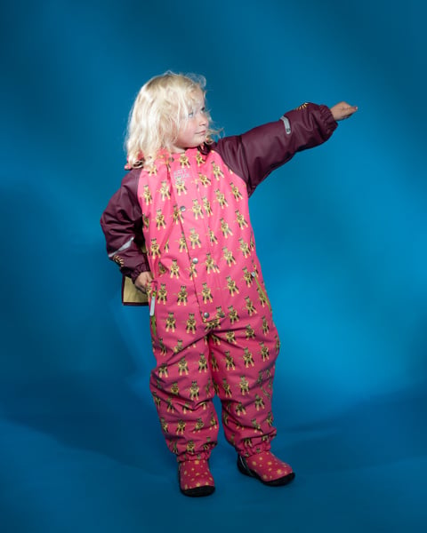 Vinterregndress Slaps Superhelt